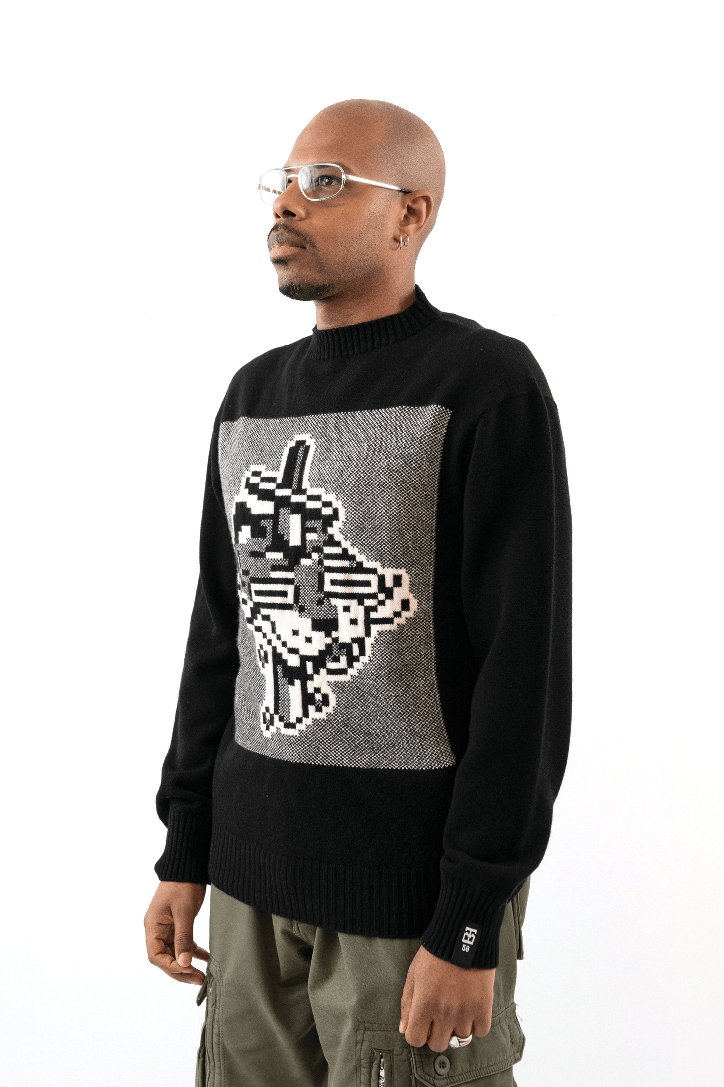Jacquard Tigerbob Sword Sweater // Black/White