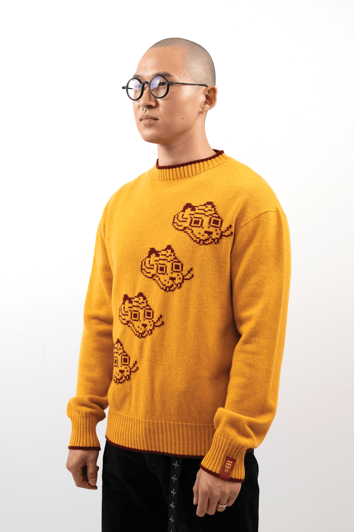 Intarsia Knit Tigerbob Crewneck // Ochre/Burgundy
