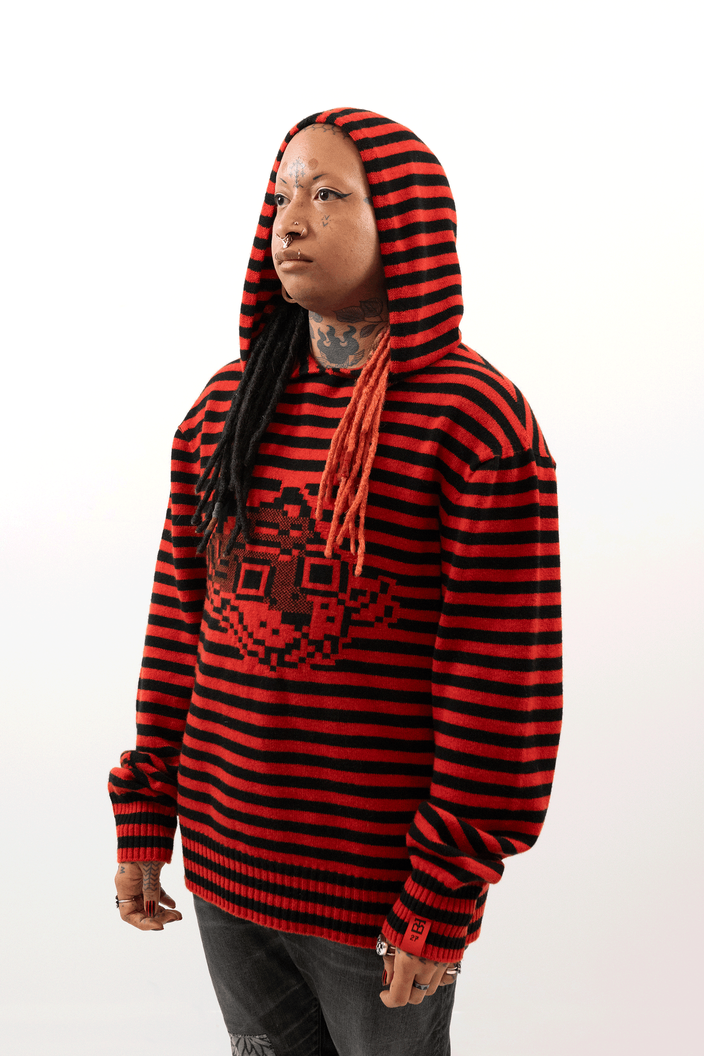 Super Striped - Jacquard Tigerbob Hoodie // Black/Scarlet