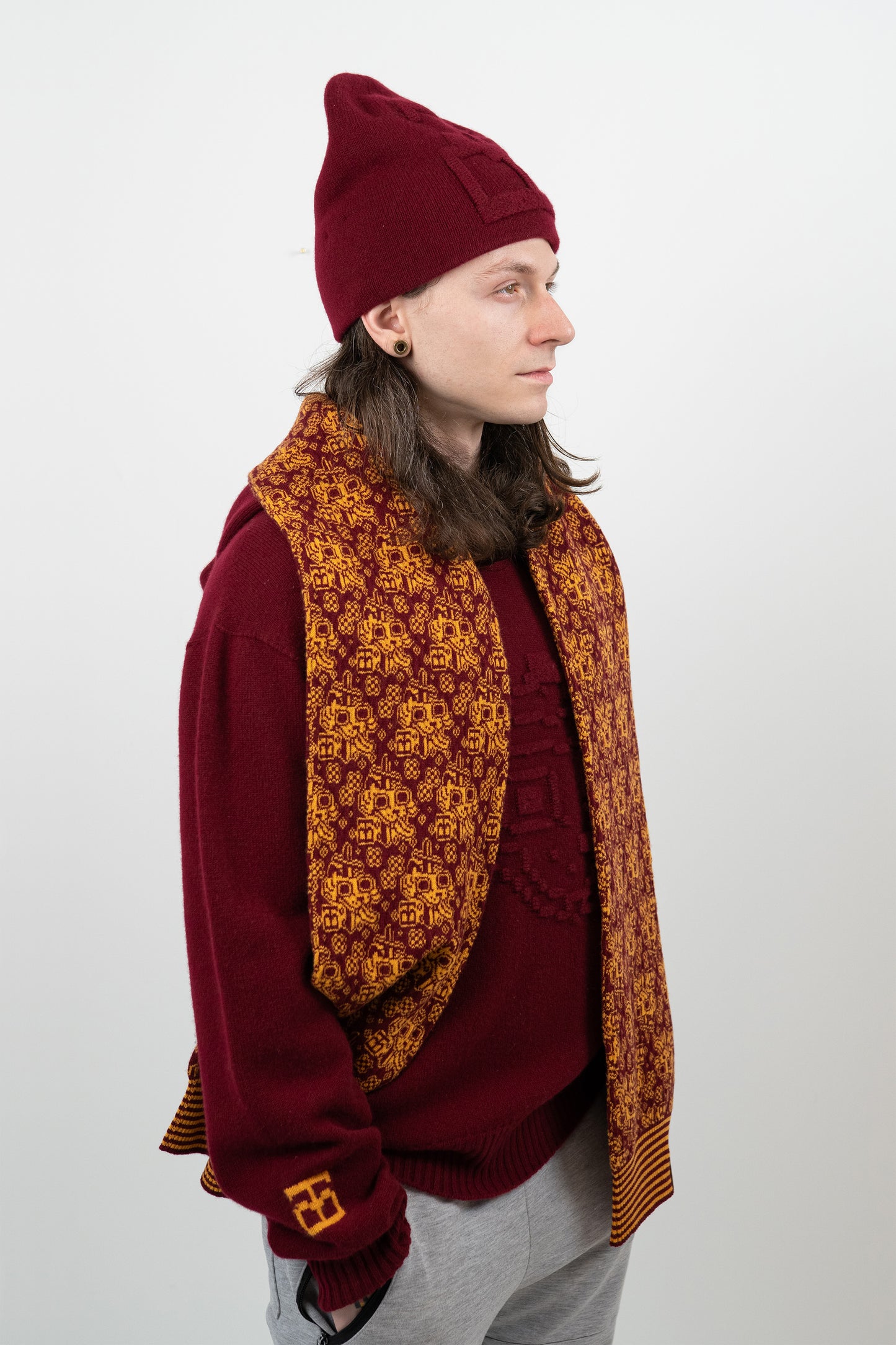 Jacquard Sleeve Scarf // Burgundy/Ochre