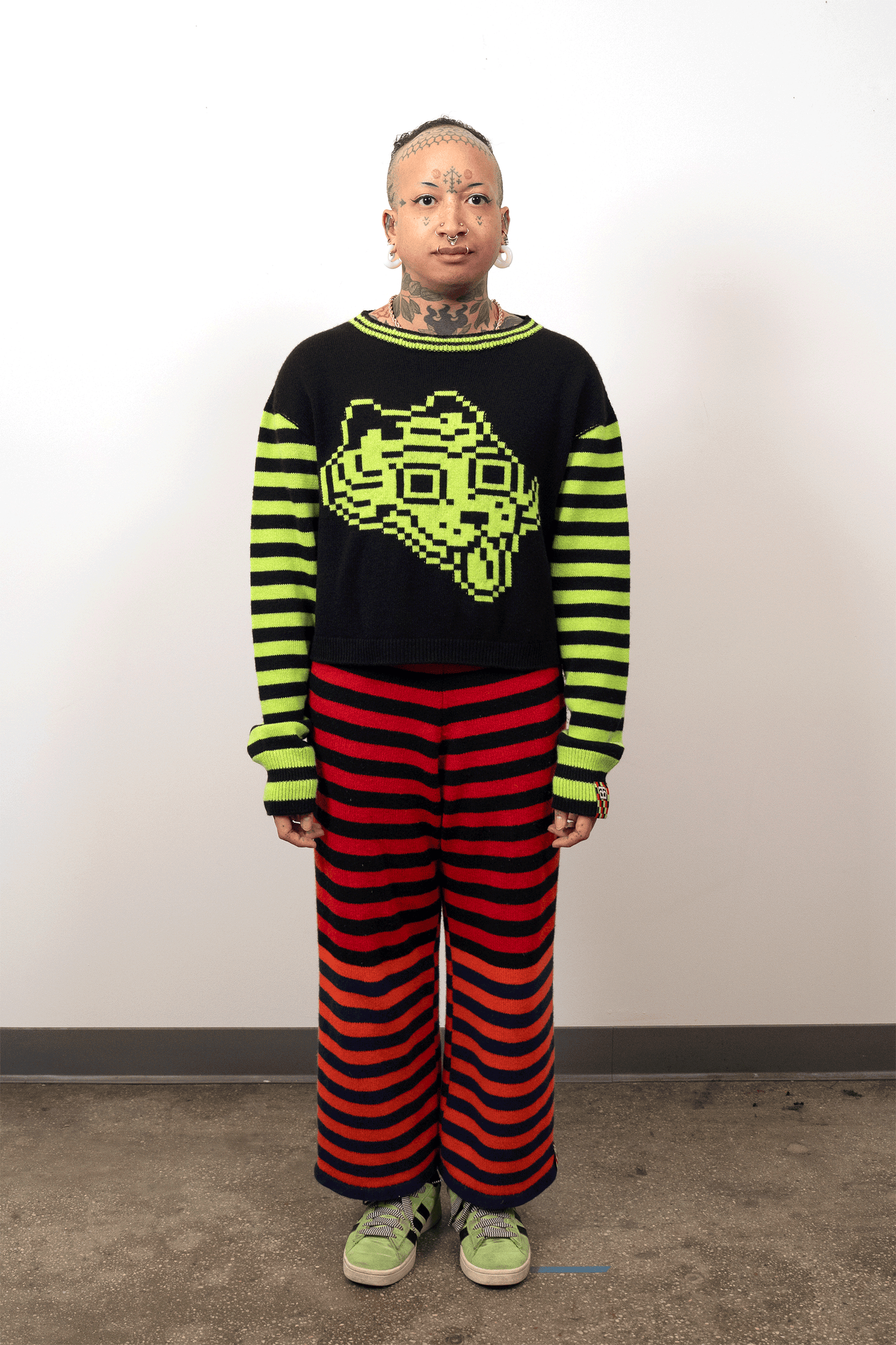 Tigerbob Cropped Sweater // Ink/Lime