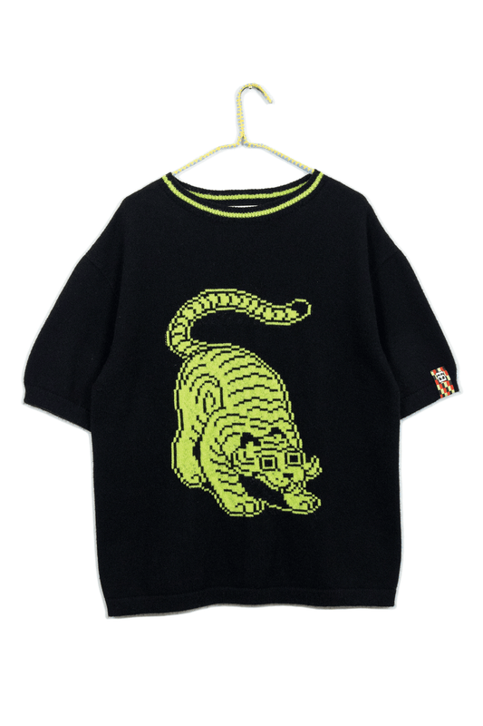 Pounce Tshirt // Ink/Lime