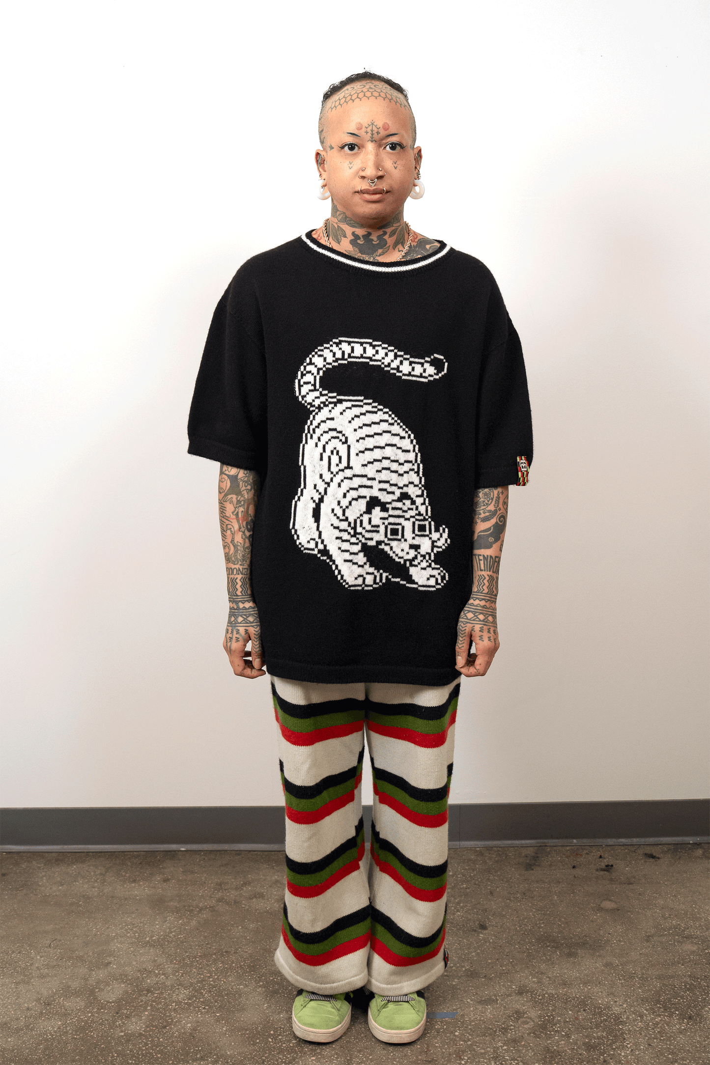 Pounce Tshirt // Ink/Paper